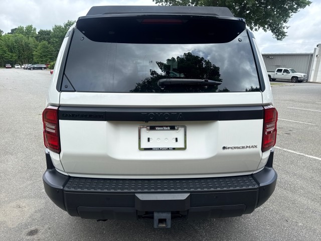 ToyotaLand Cruiser6