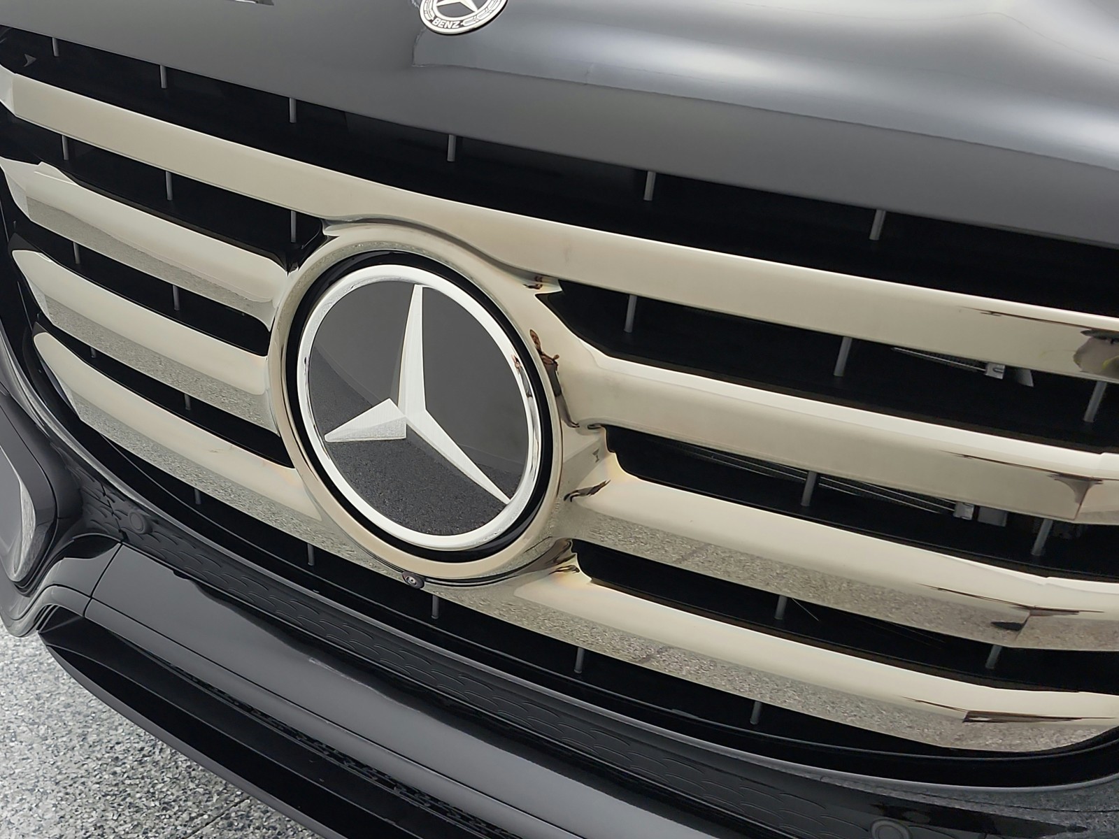 New 2026 Obsidian Black Metallic Mercedes-Benz GLS 450 image 13