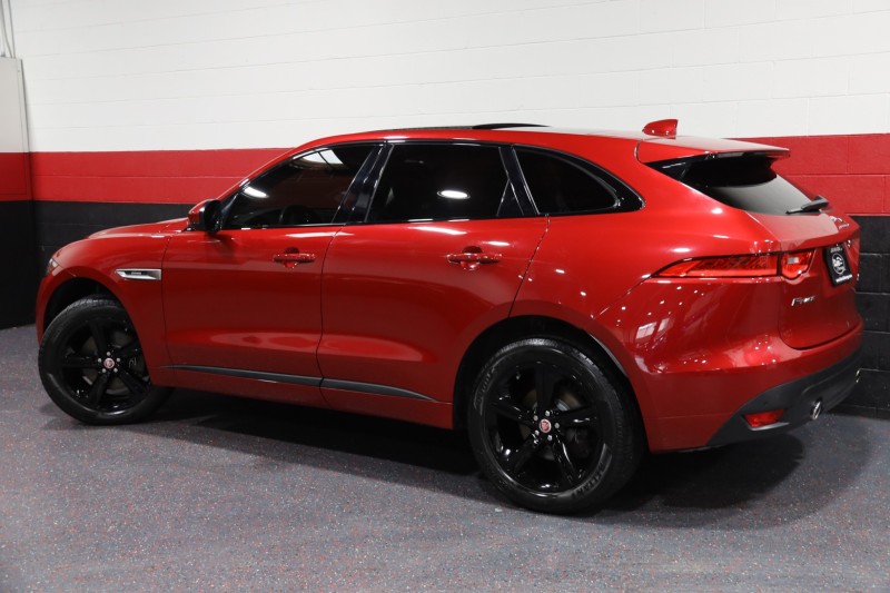 2017 Jaguar F-PACE 35t R-Sport AWD 4dr Suv in , 