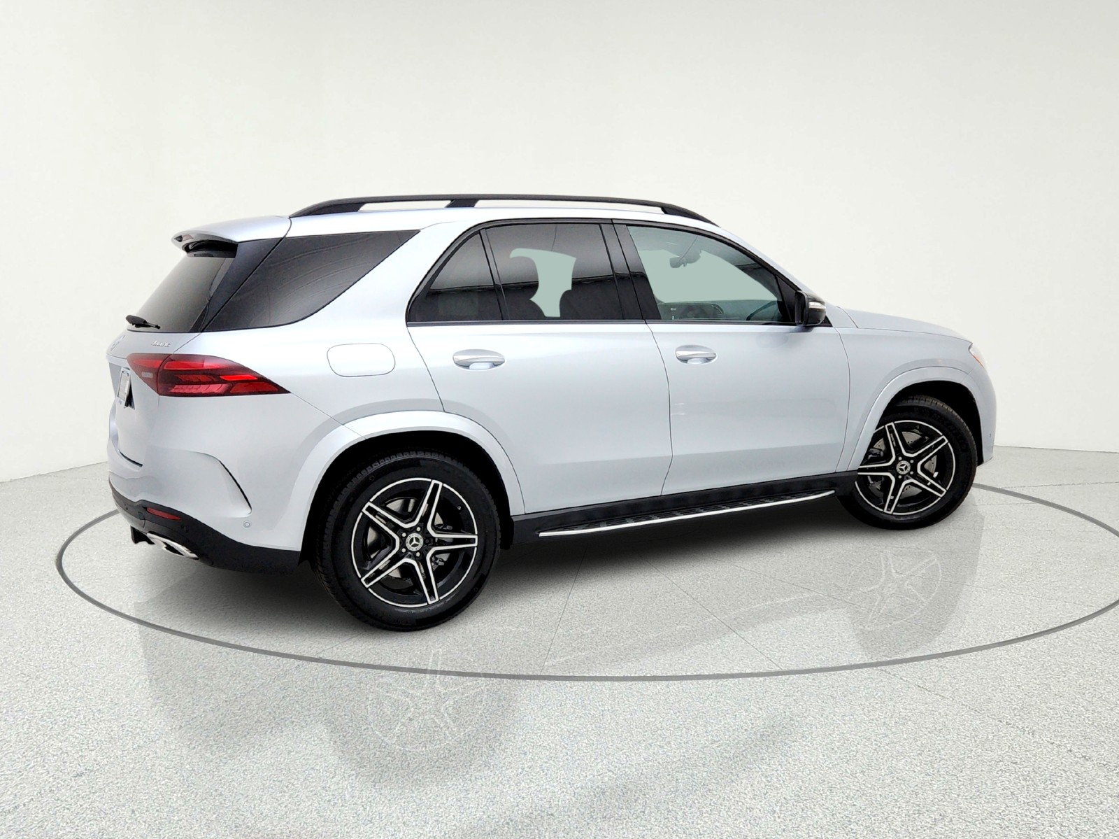 New 2026 Cirrus Silver Metallic Mercedes-Benz GLE 450 4MATIC® SUV image 9