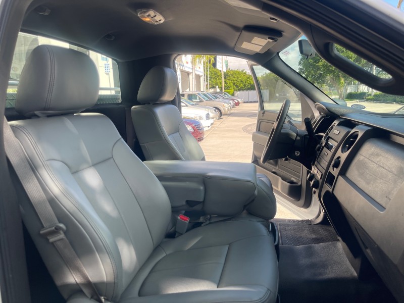 2014 Ford F-150 XL LOW MILES 28,806 4WD in , 