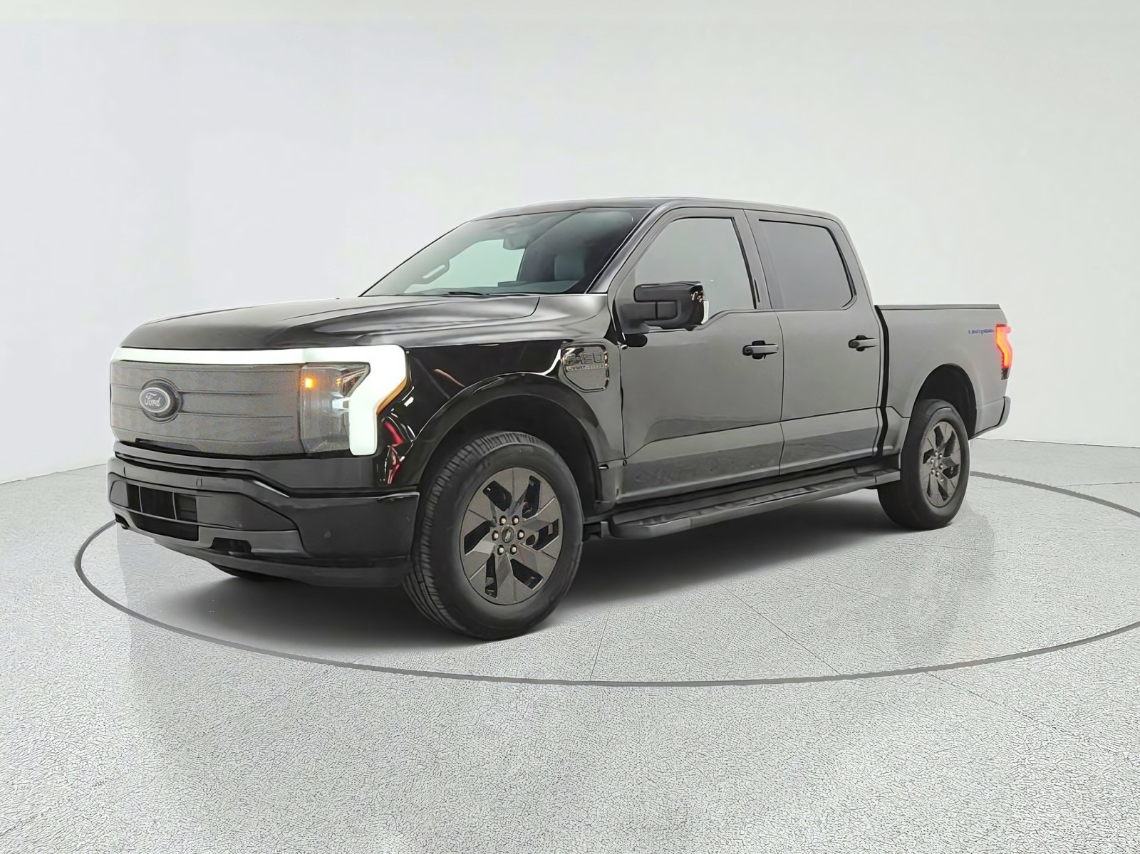 2022 Ford F-150 Lightning LARIAT