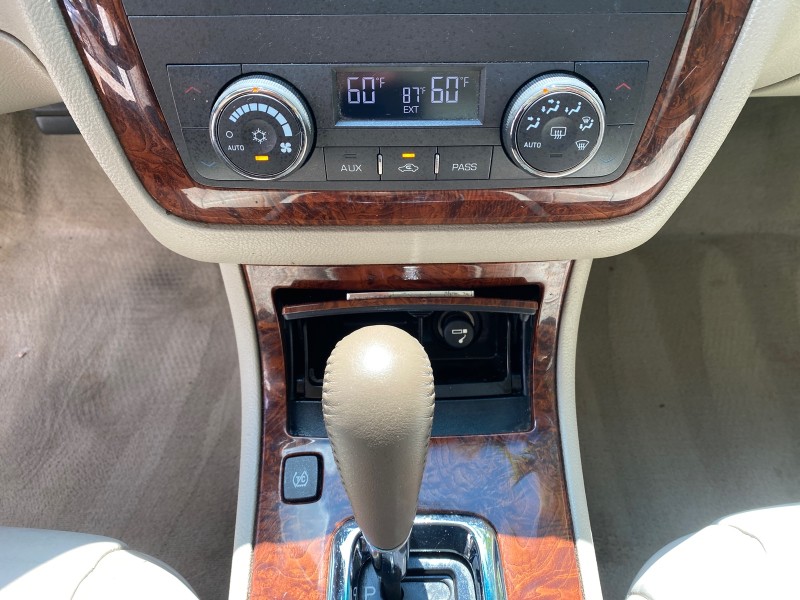 2006 Cadillac DTS LOW MILES 58,287 in , 