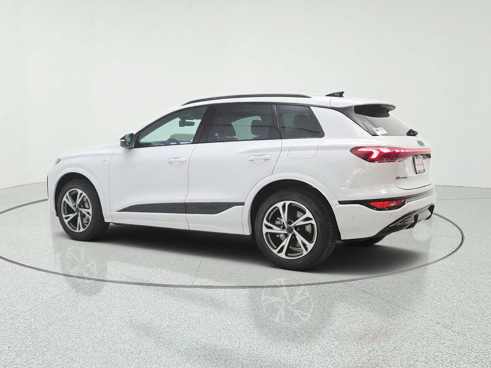 New 2027 Glacier White Metallic Audi Premium Plus quattro image 7