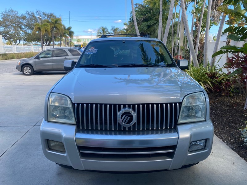 2010 Mercury Mountaineer 1 OWNER LOW MILES 78,753 in , 