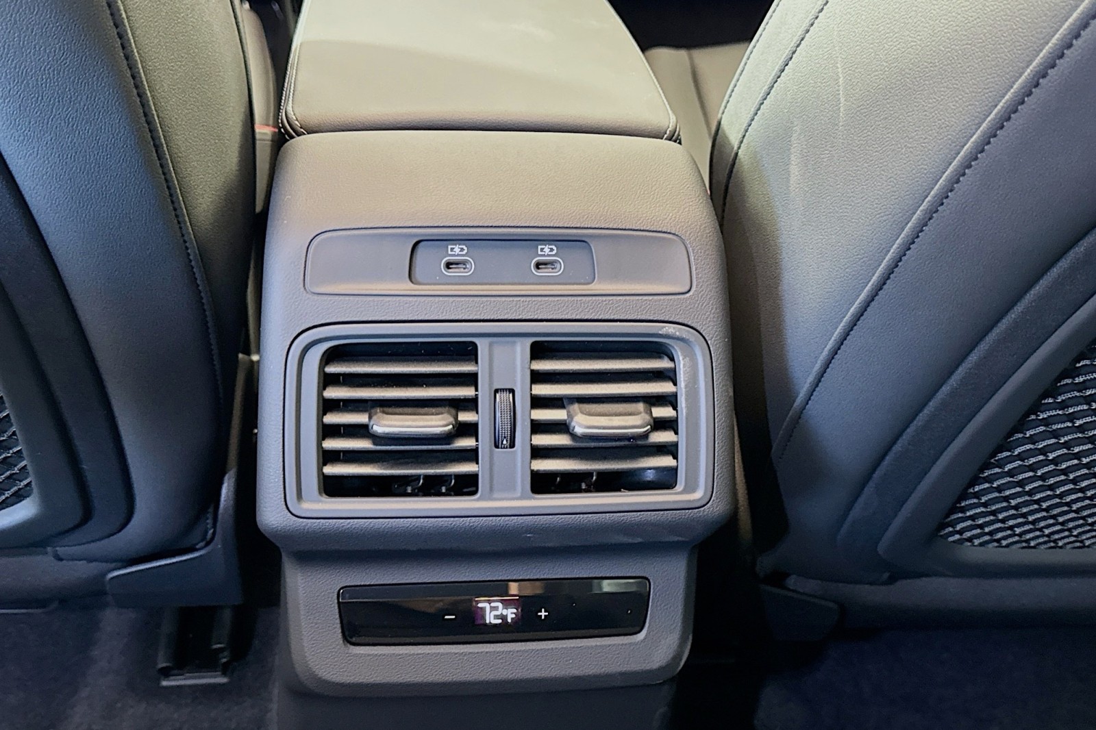 New 2025 Glacier White Metallic Audi Premium Plus 2.0 TFSI quattro image 23