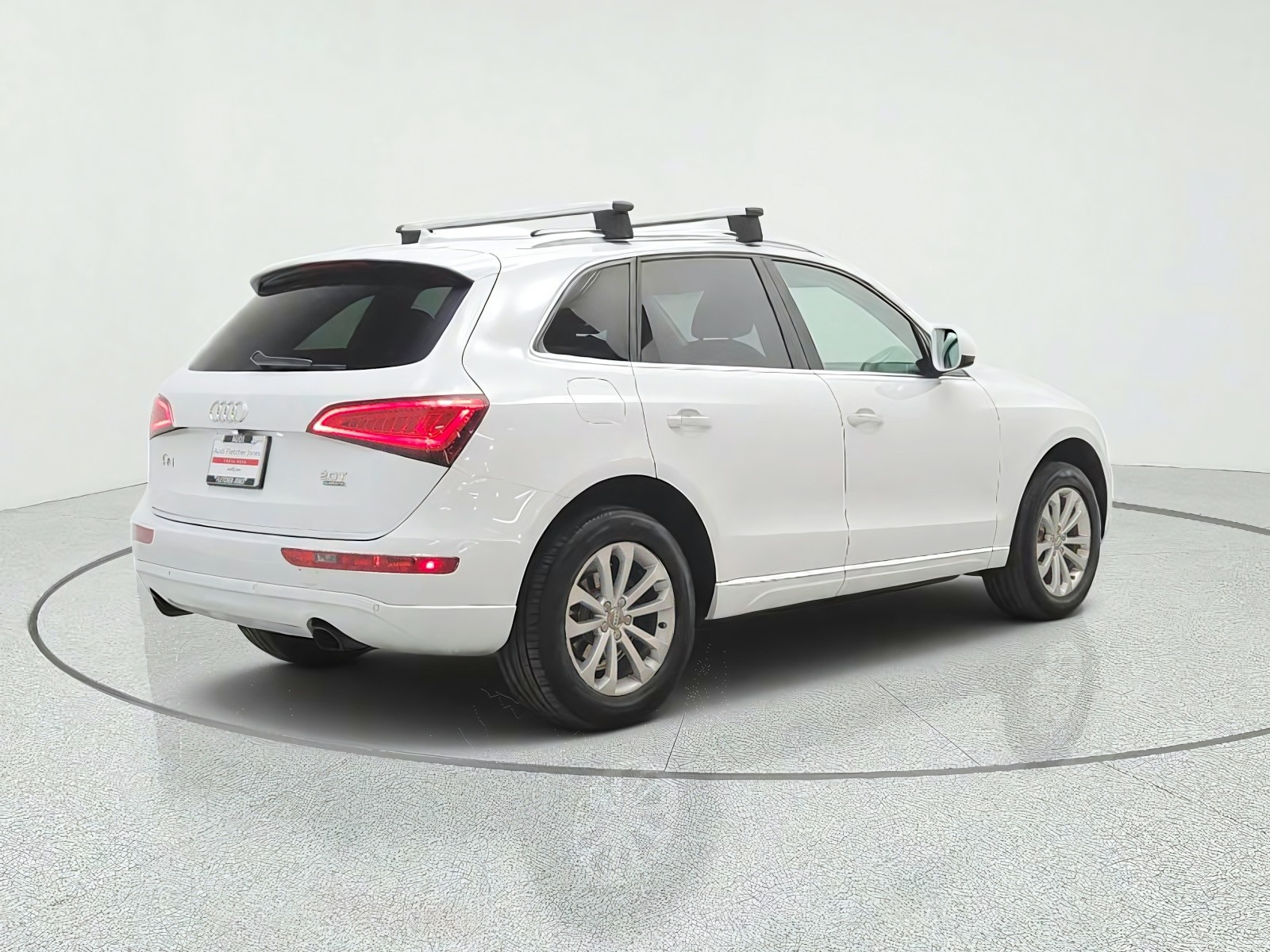 Used 2016 Glacier White Metallic Audi quattro 4dr 2.0T Premium Plus image 5
