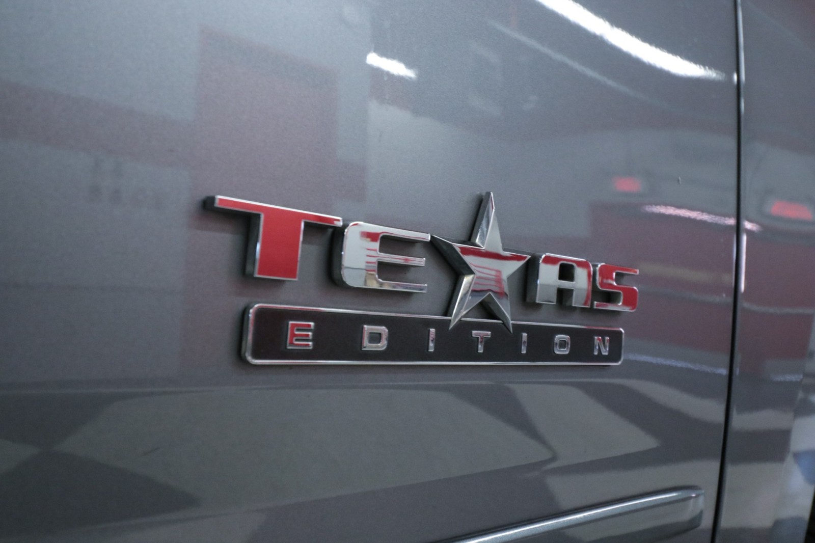 Used Car 2018 Chevrolet Suburban  Lt For Sale Under $25,000 In Austin, Texas