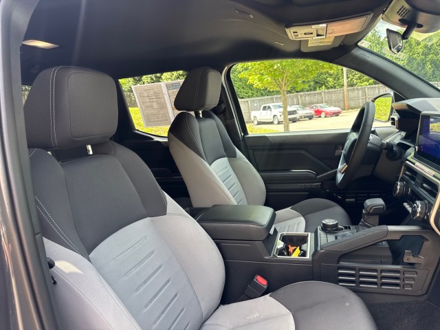 ToyotaTacoma 4WD44