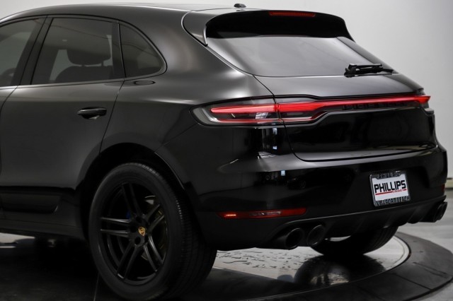 2019 Porsche Macan S 10