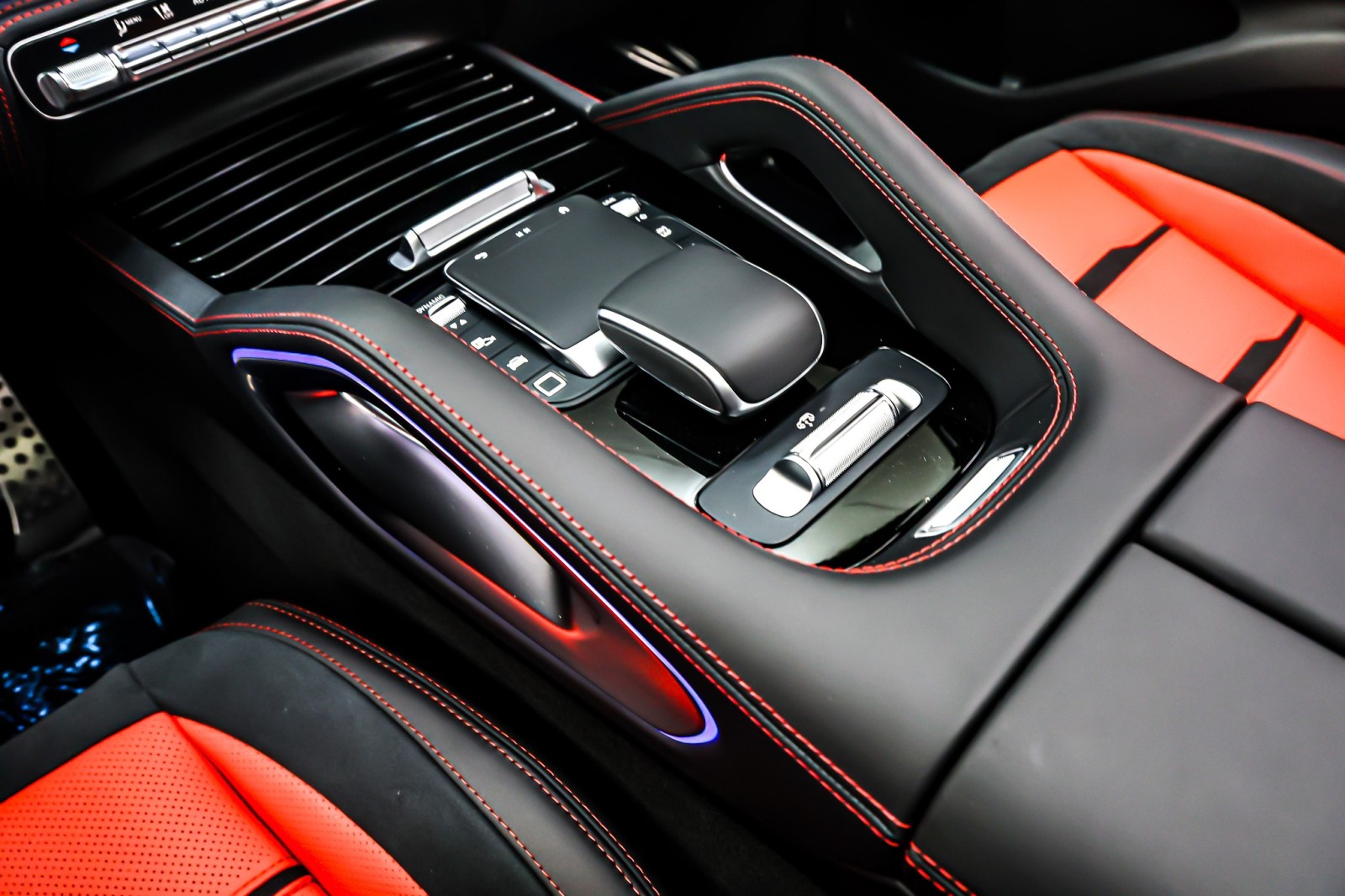 New 2026 Selenite Grey Metallic Mercedes-Benz AMG® GLE 53 image 6