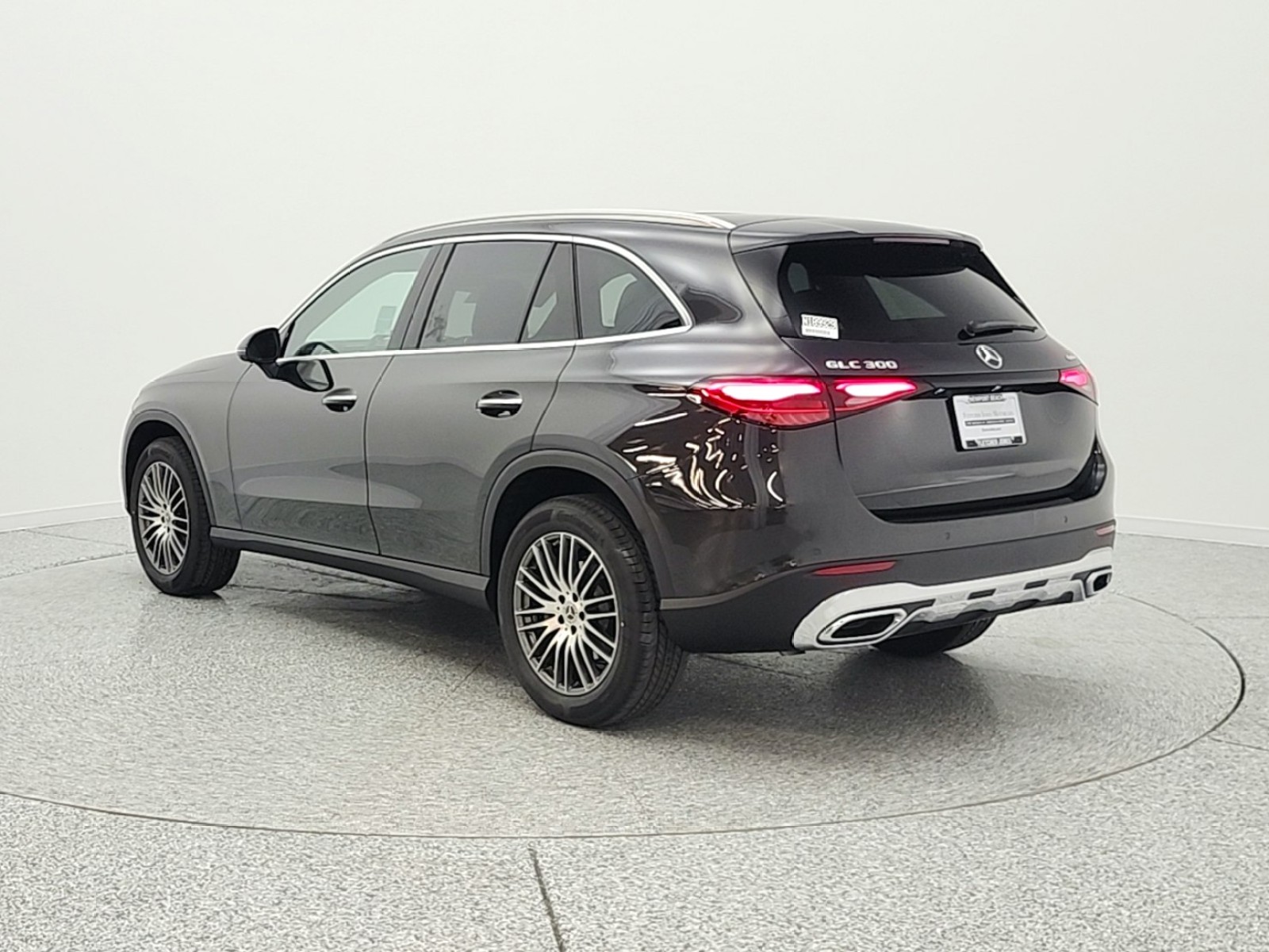 New 2026 Graphite Grey Metallic Mercedes-Benz GLC 300 image 7