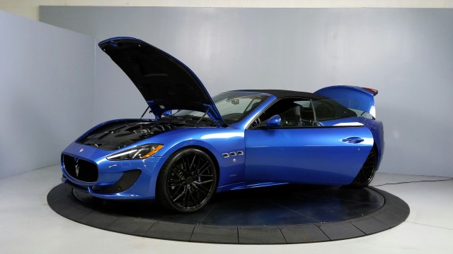 2017 Maserati GranTurismo Convertible Sport 11