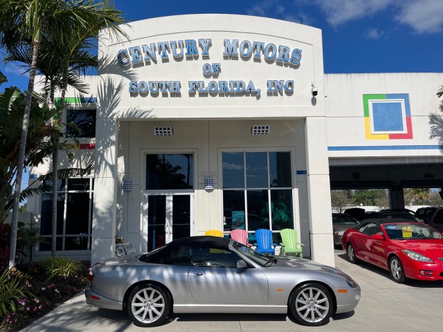 2005  XK8 CONV LOW MILES 22,262 in , 