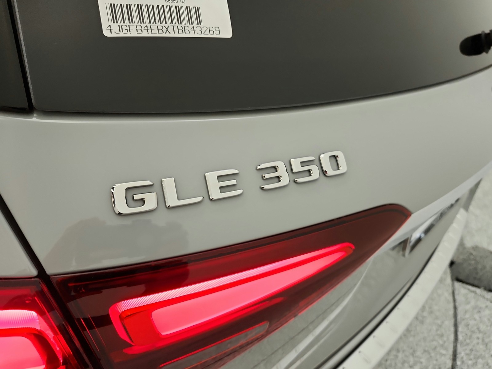 New 2026 MANUFAKTUR Alpine Grey Mercedes-Benz GLE 350 image 23