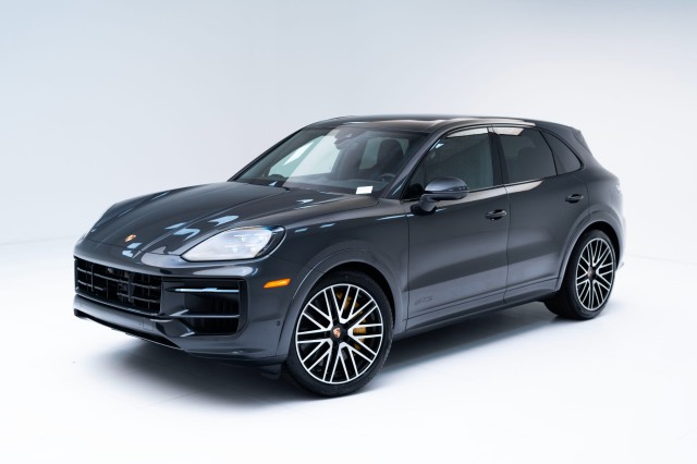 2025  Cayenne GTS in , 