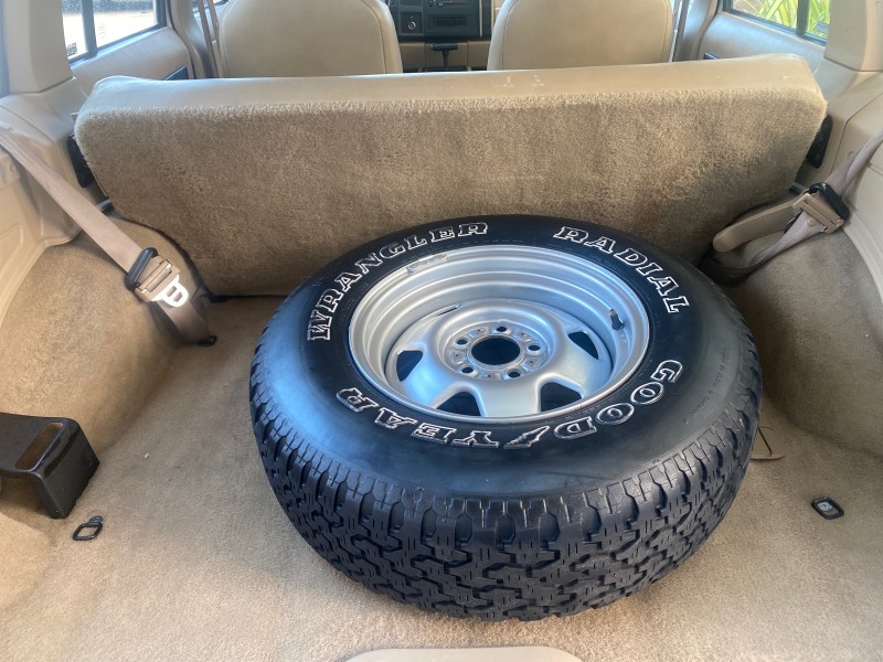 1996 Jeep Cherokee Sport FL LOW MILES 77,388 4WD 4.0 6 CYL in , 