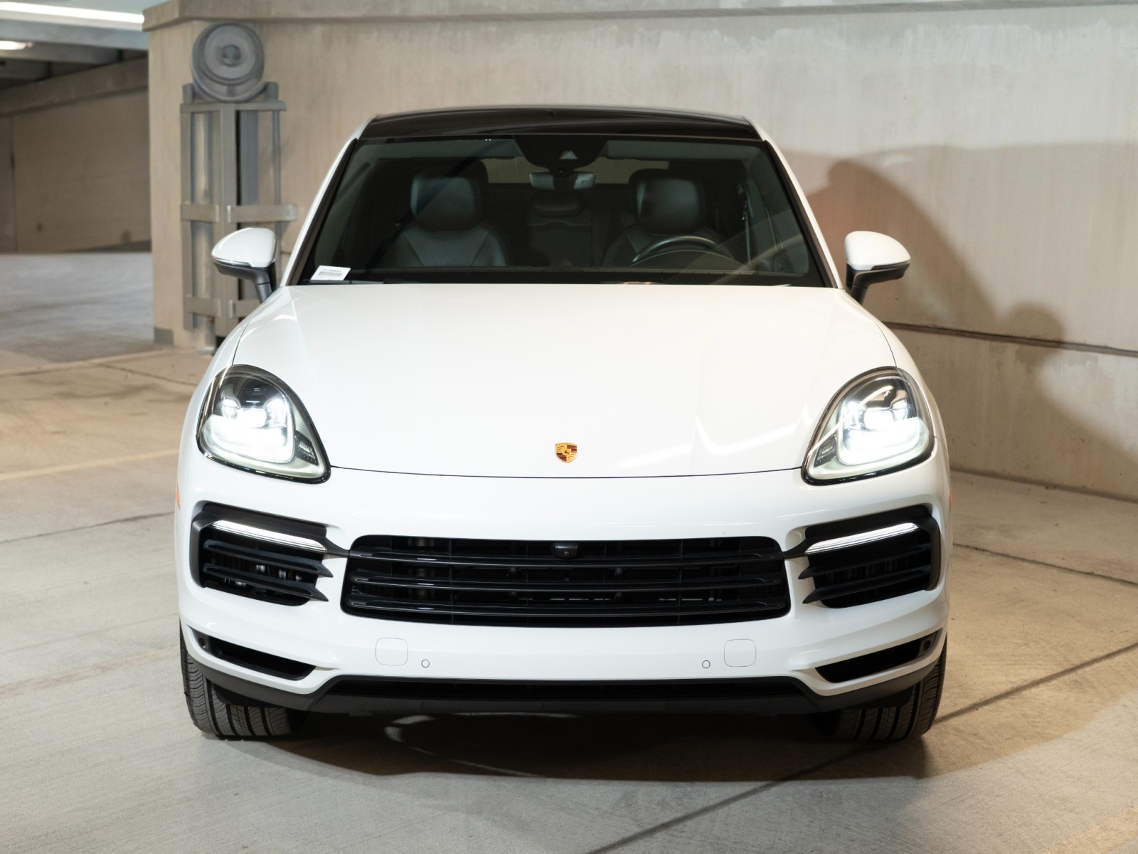 View vehicle photo 6