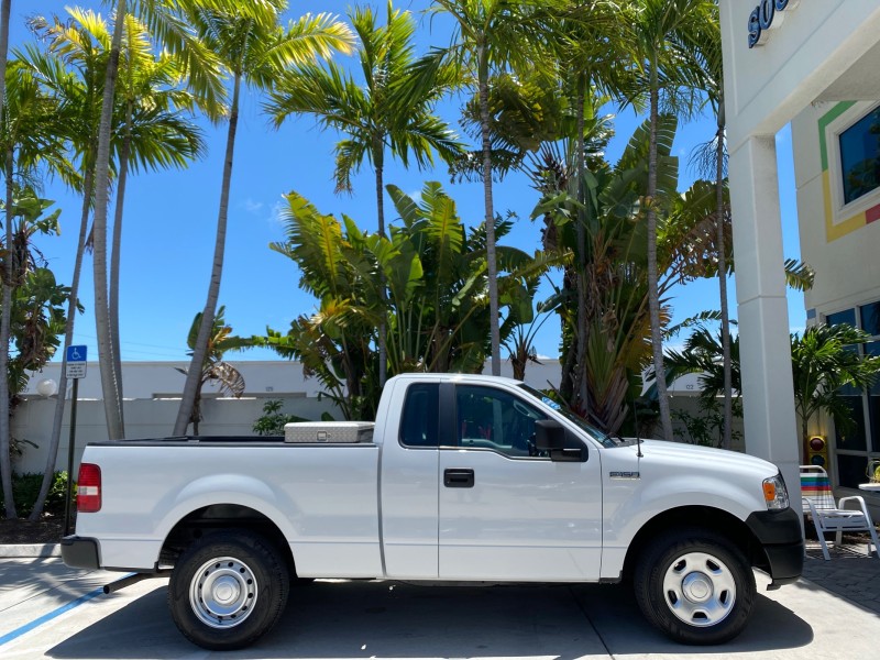 2005 Ford F-150 PU STX LOW MILES 18,931 in , 