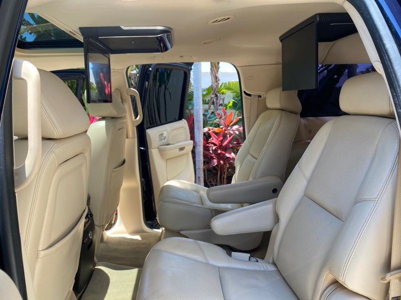 2007 Cadillac Escalade ESV SUNROOF AWD LOW MILES 47,118 in , 