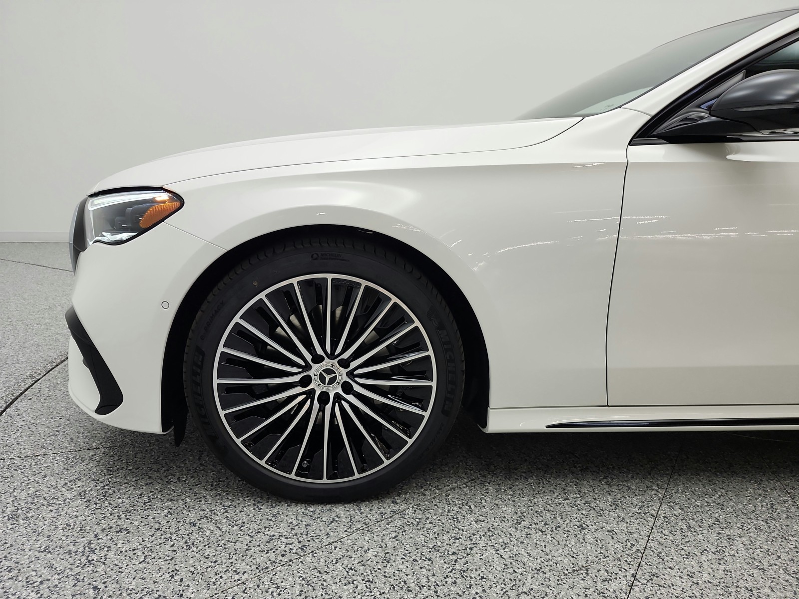 New 2027 Polar White Mercedes-Benz E 350 RWD Sedan image 15
