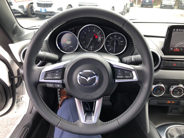 2023 Mazda MX-5 Miata Grand Touring 17