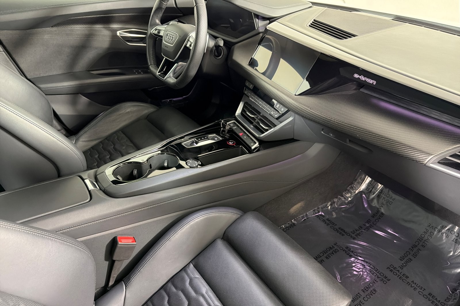 Used 2024 Suzuka Gray Metallic Audi Premium Plus quattro image 14