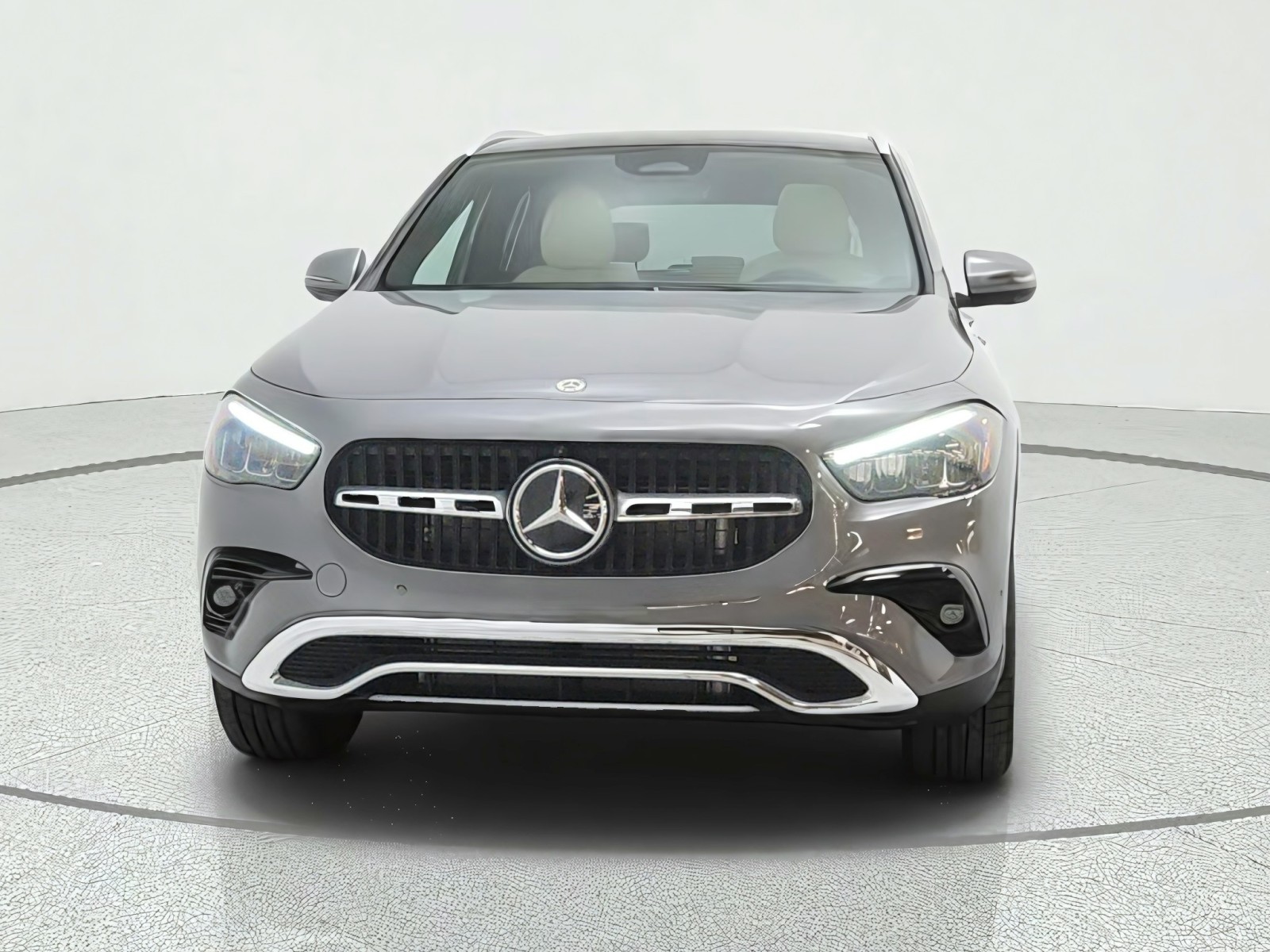 New 2026 Mountain Grey Metallic Mercedes-Benz GLA 250 SUV image 2