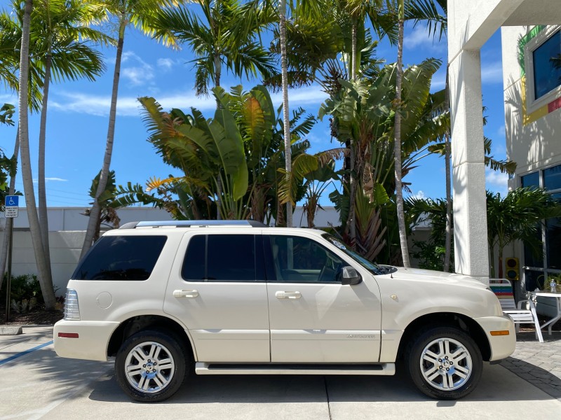 2007 Mercury Mountaineer SUV Premier 1 OWNER in ,