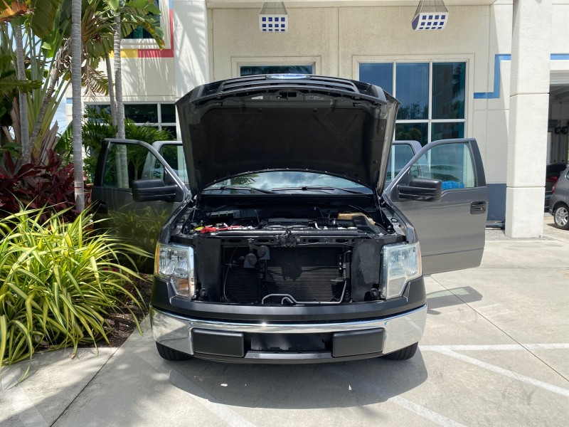 2010 Ford F-150 4 DR CREW XL LOW MILES 34,625 in , 