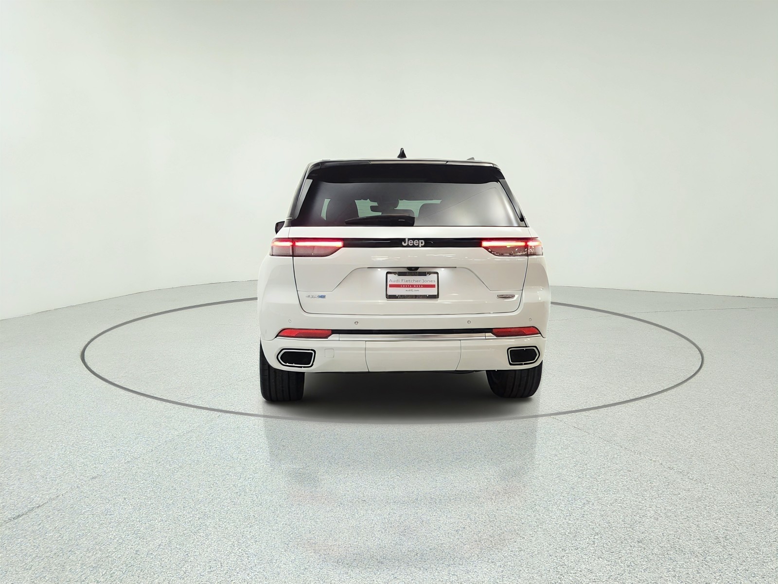 Used 2023 Bright White Clearcoat Jeep Summit image 6