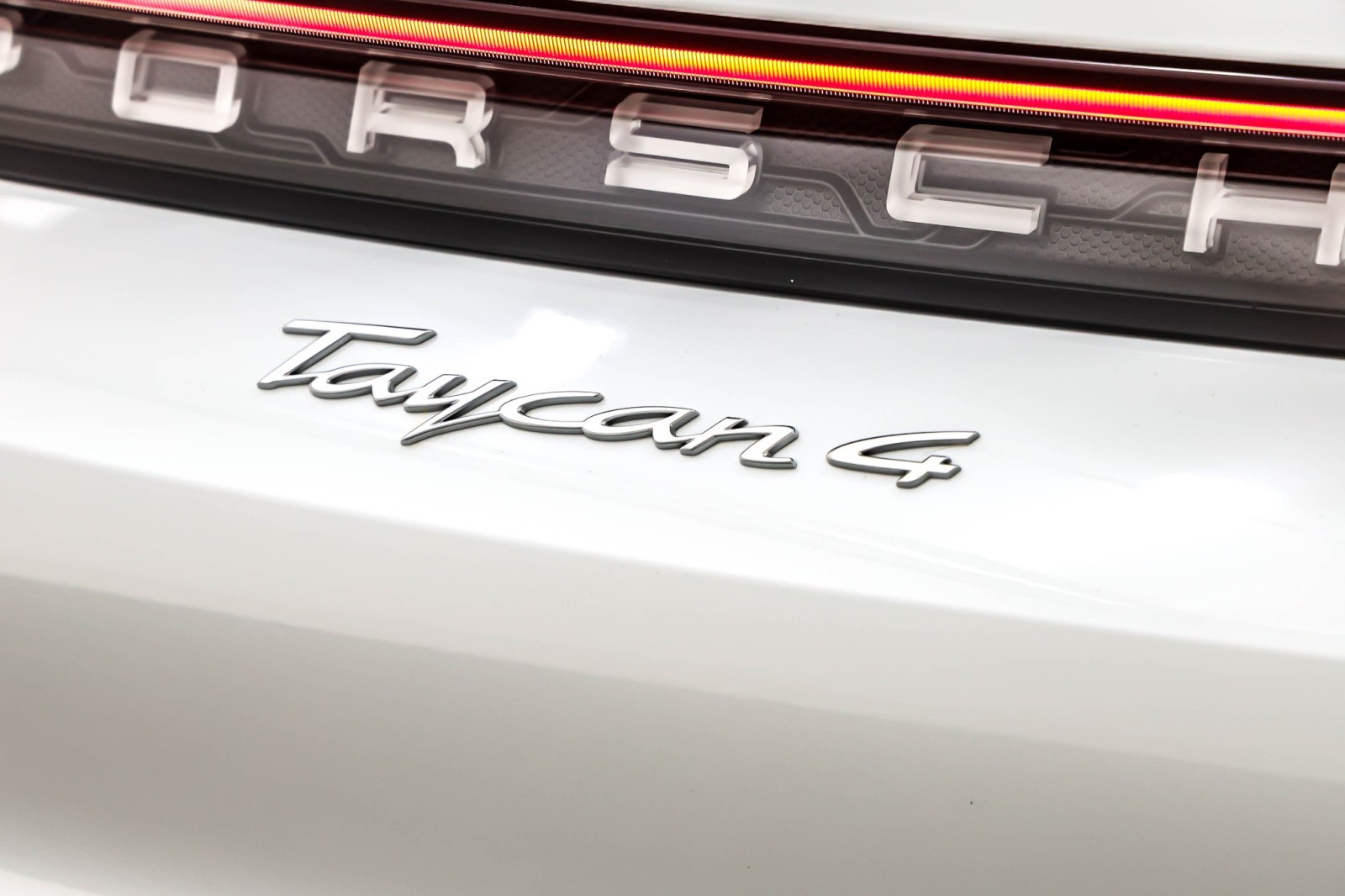 Used 2023 Carrara White Metallic Porsche 4 Cross Turismo AWD image 10