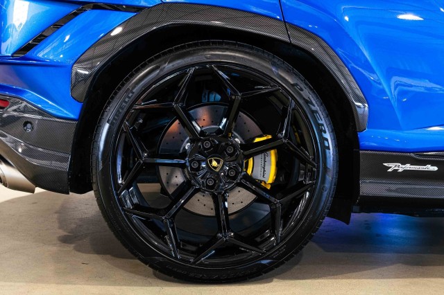 Used Car 2024 Lamborghini Urus  Performante For Sale Under $320,000 In Boerne, Texas