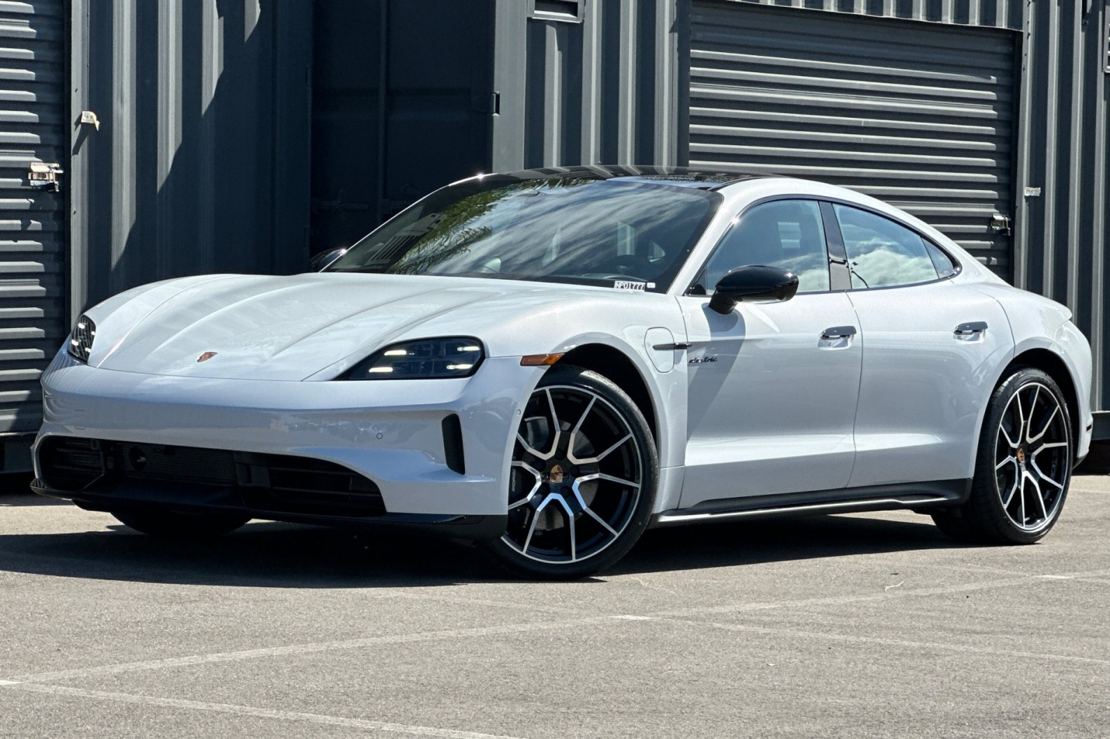 2026 Porsche Taycan Black Edition RWD