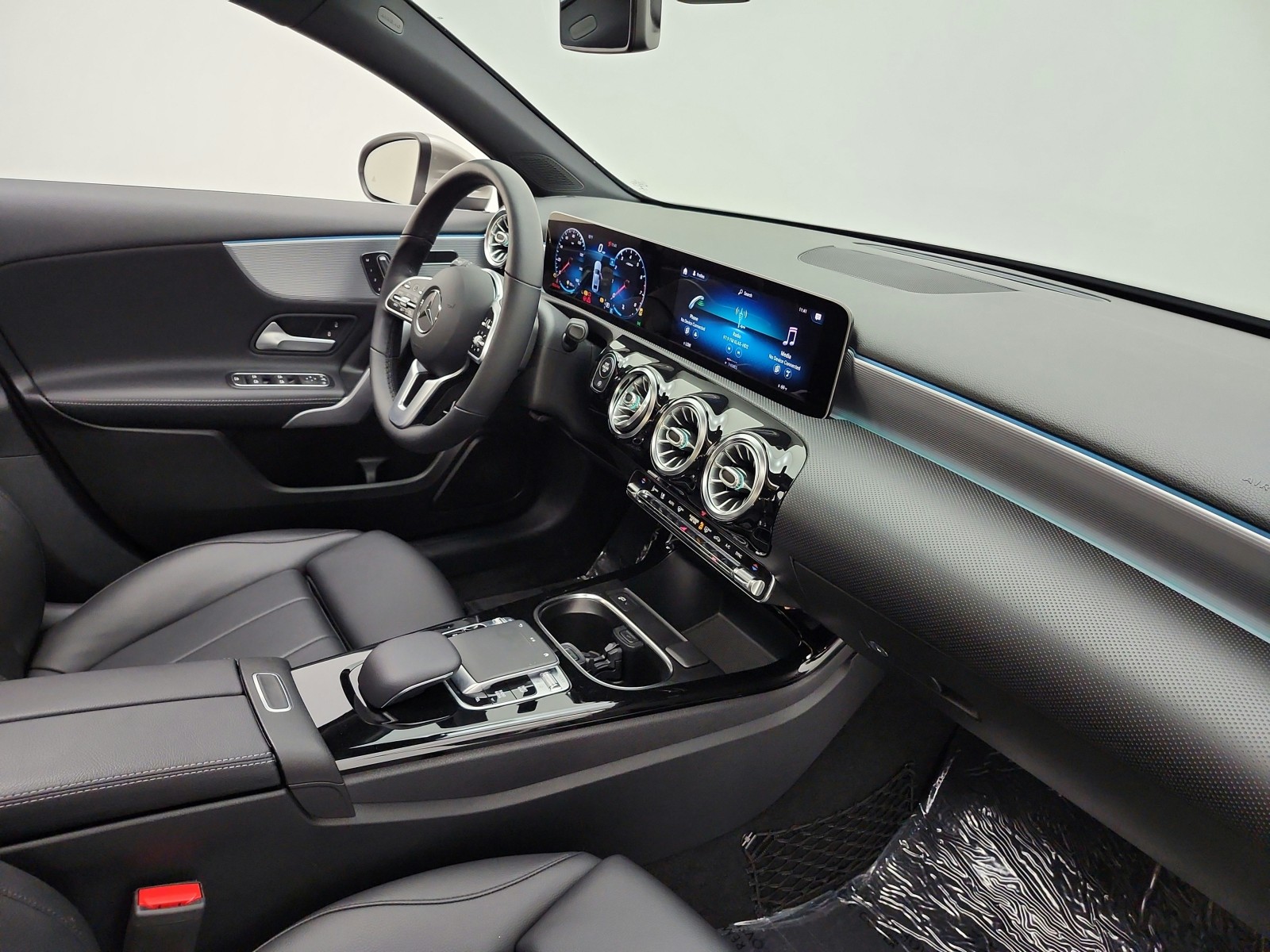 Used 2020 Mojave Silver Metallic Mercedes-Benz A 220 Sedan image 22