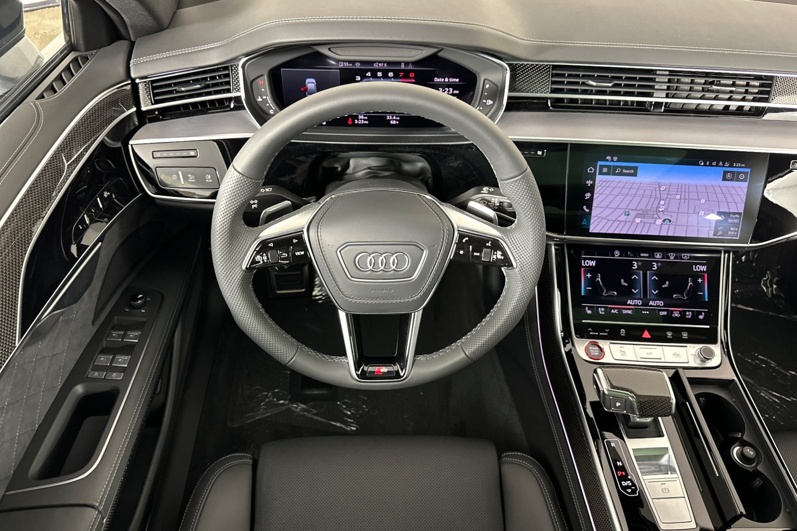New 2025 Daytona Gray Pearl Effect Audi 4.0 TFSI image 13