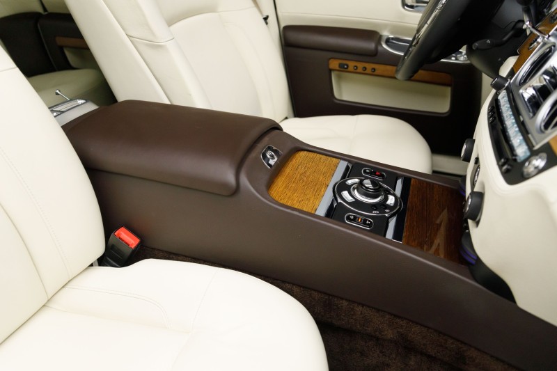 2011 Rolls-Royce Ghost  in , 