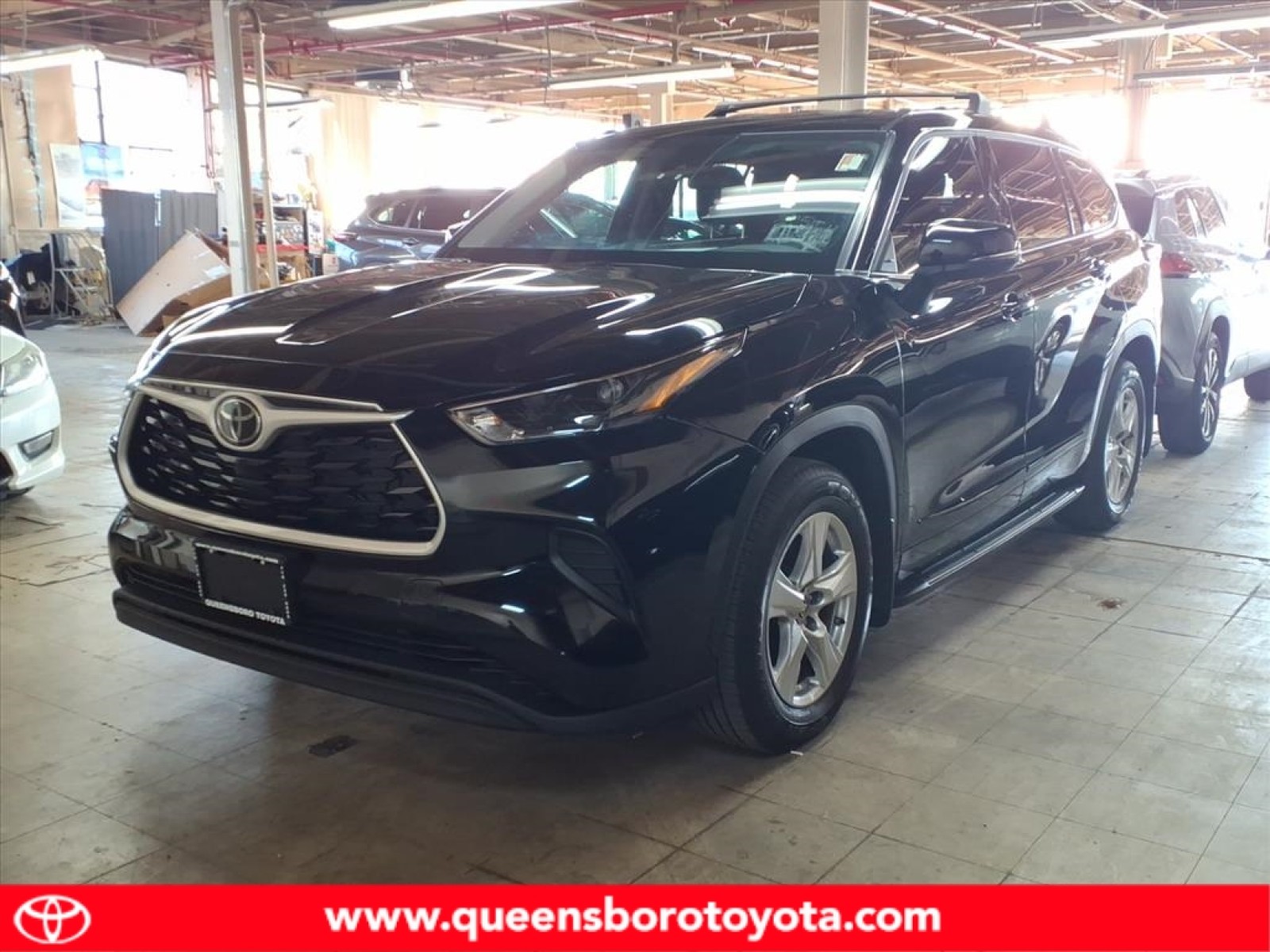 2022 Toyota Highlander L's photo