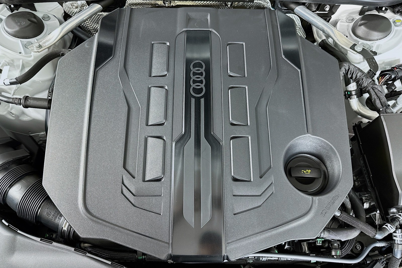 New 2026 Glacier White Metallic Audi Premium Plus image 12