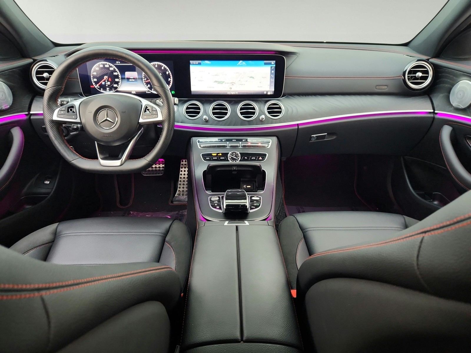 Used 2018 designo Diamond White Mercedes-Benz AMG® E 43 image 24