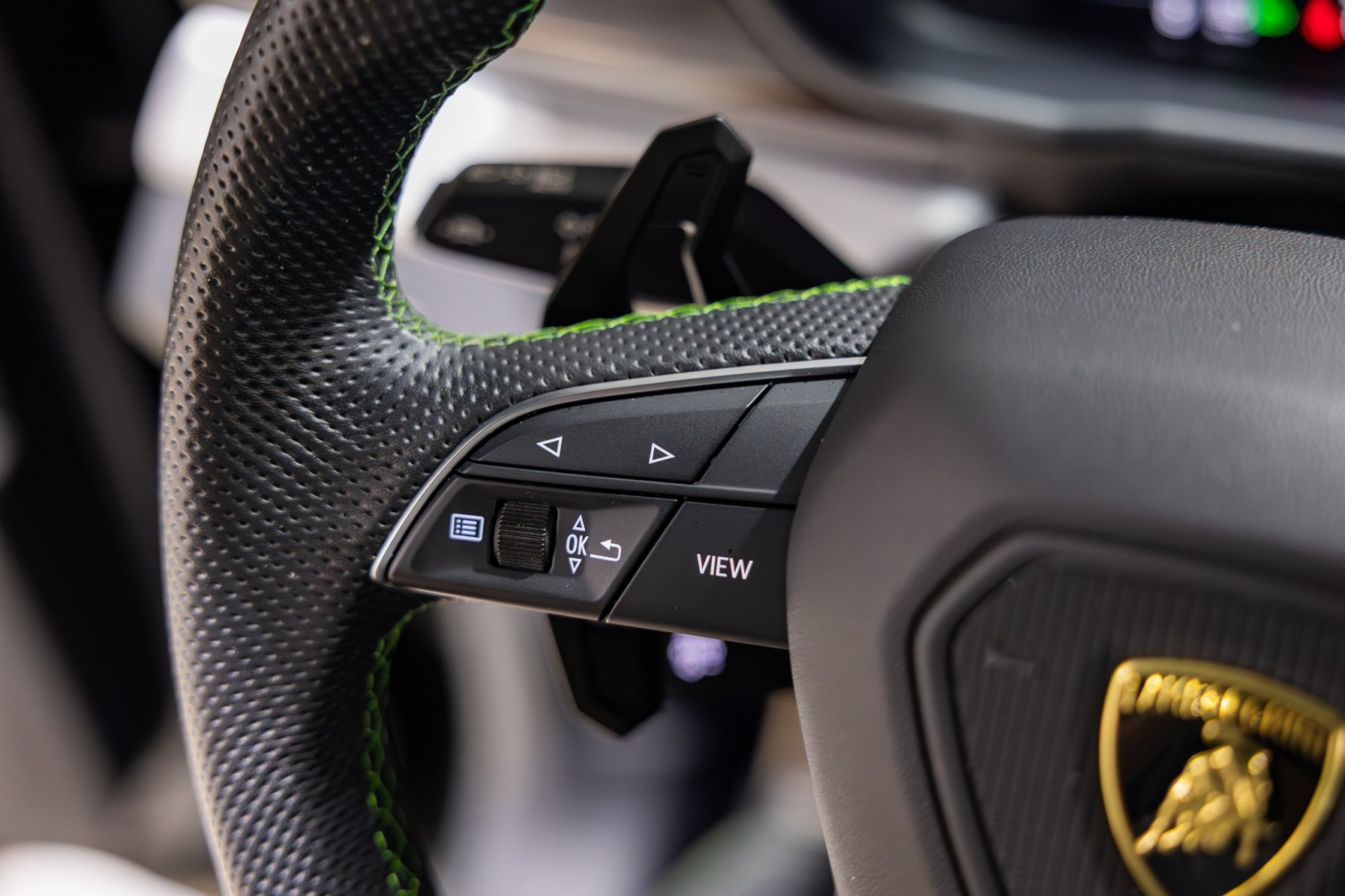 Used Car 2023 Lamborghini Urus  S For Sale Under $250,000 In Boerne, Texas