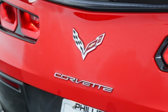 2015 Chevrolet Corvette 2LT 18