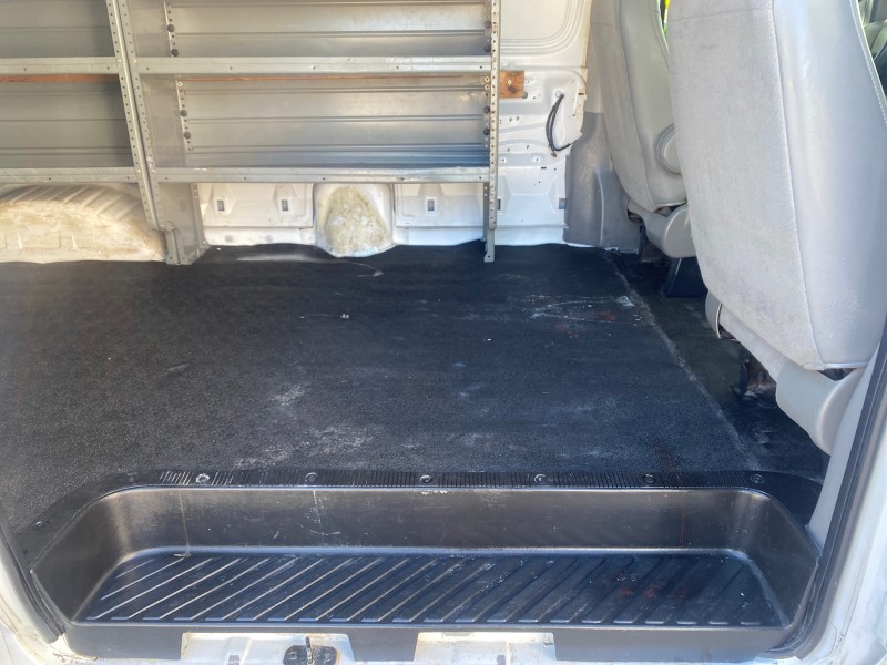 2003 Ford Econoline Cargo Van E 250 SUPER CARGO LOW MILES 67,419 in , 