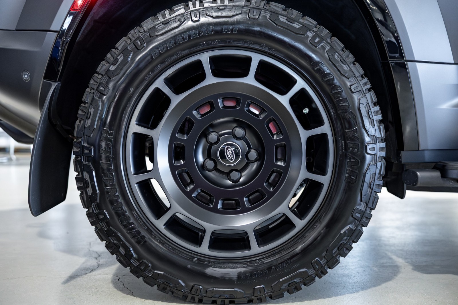 Used Car 2025 Land Rover Defender  Octa Edition One For Sale Under $170,000 In Boerne, Texas