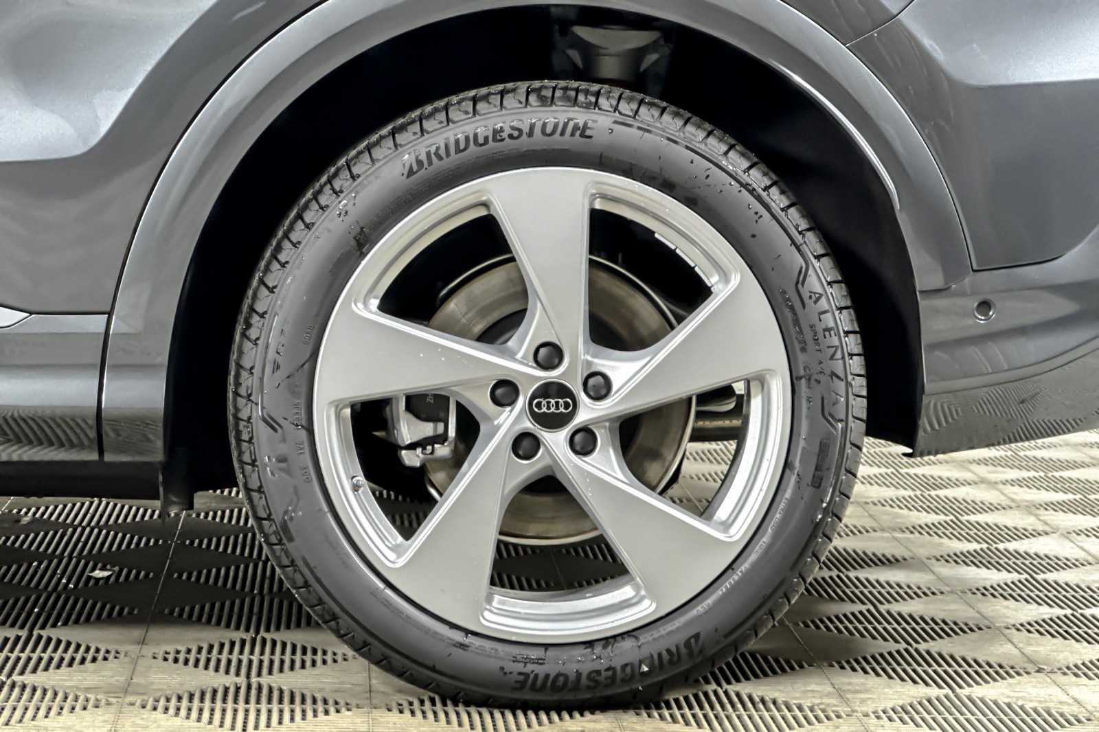 New 2025 Daytona Gray Pearl Effect Audi Prestige 2.0 TFSI quattro image 23