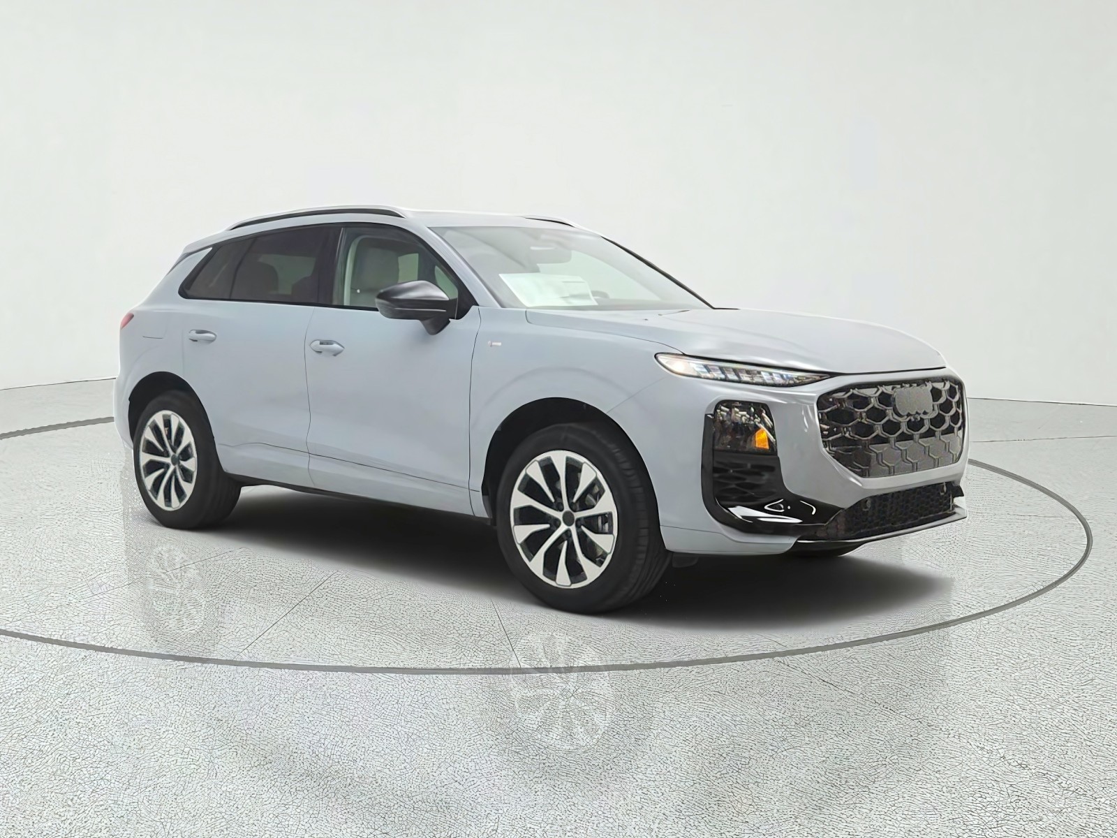 New 2026 Arrow Gray Pearl Effect Audi S line quattro image 3