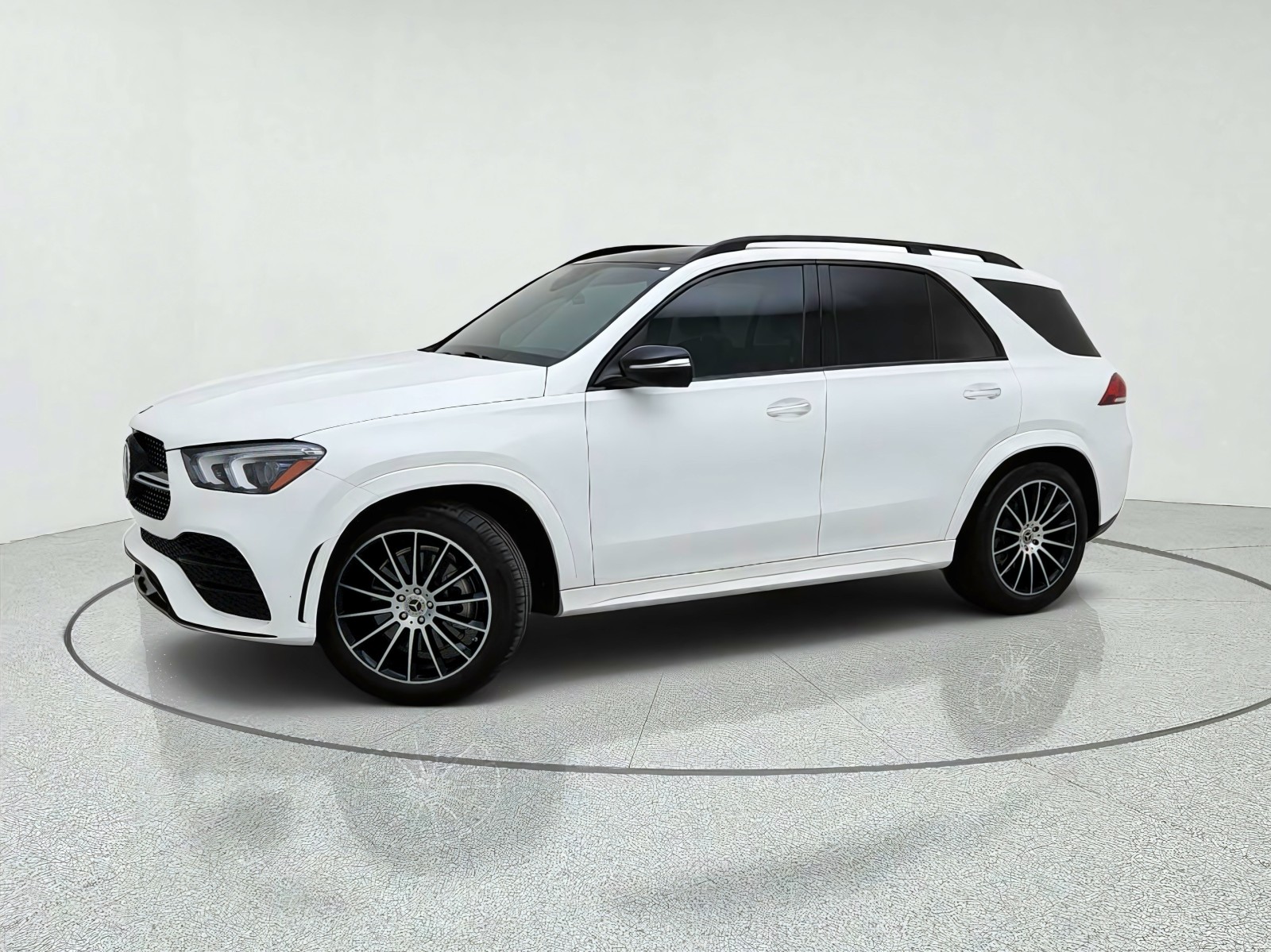 Certified Used 2021 Polar White Mercedes-Benz GLE 450 image 15