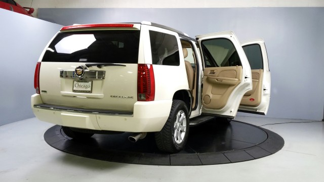 2012 Cadillac Escalade Luxury 14