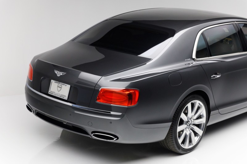 2016 Bentley Flying Spur W12 in , 