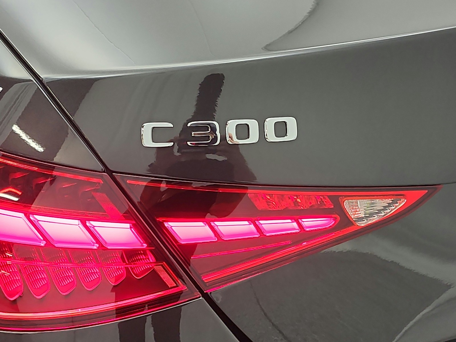 Used 2023 Graphite Grey Metallic Mercedes-Benz C 300 Sedan image 38